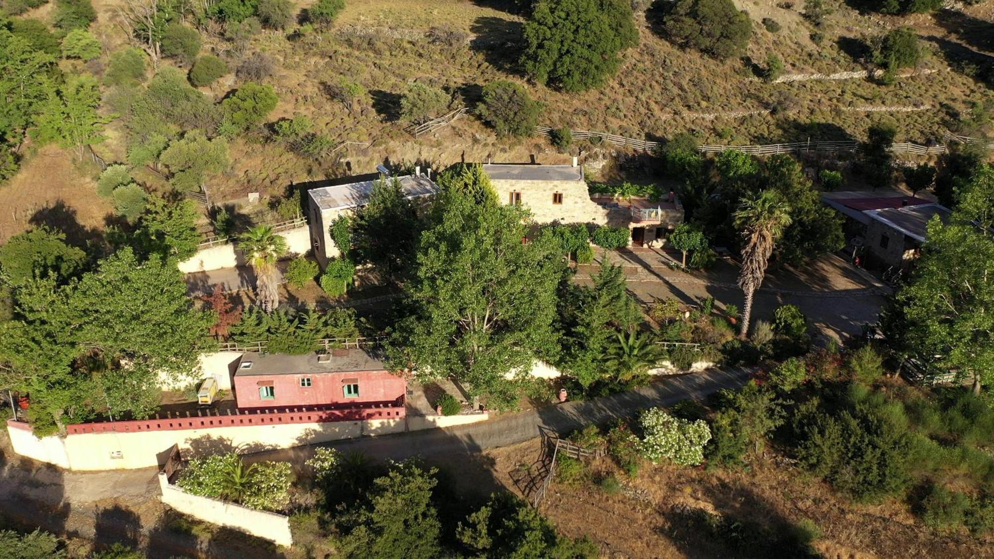Akros Oreon Apartment Voliares Kato Simi Exterior foto